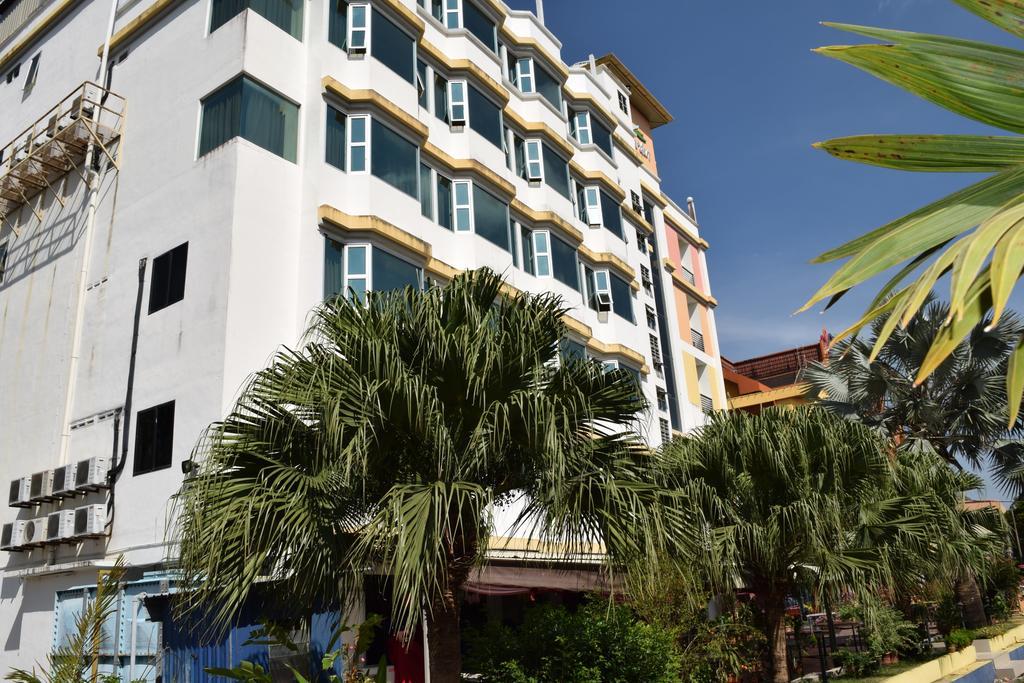 Hotel Sri Garden Sdn. Bhd. Kangar Eksteriør bilde